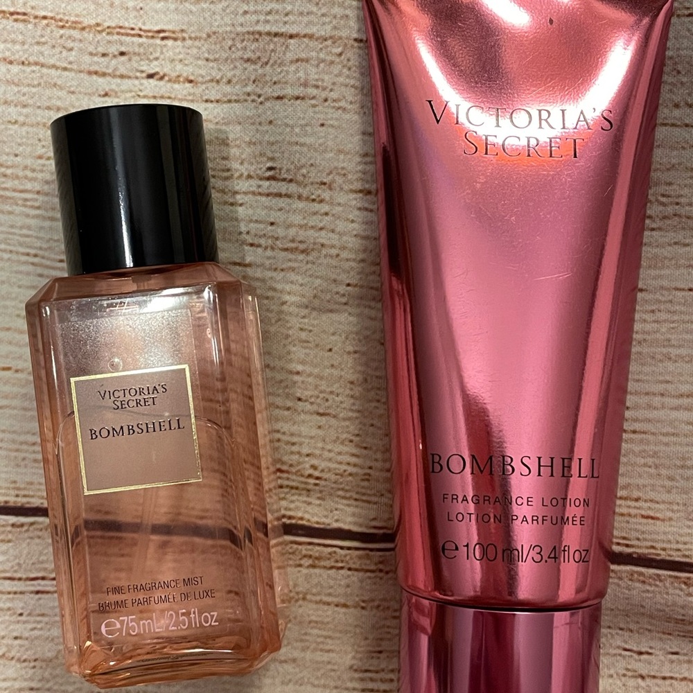 Re-Poshing: Victoria’s Secret Bombshell Set